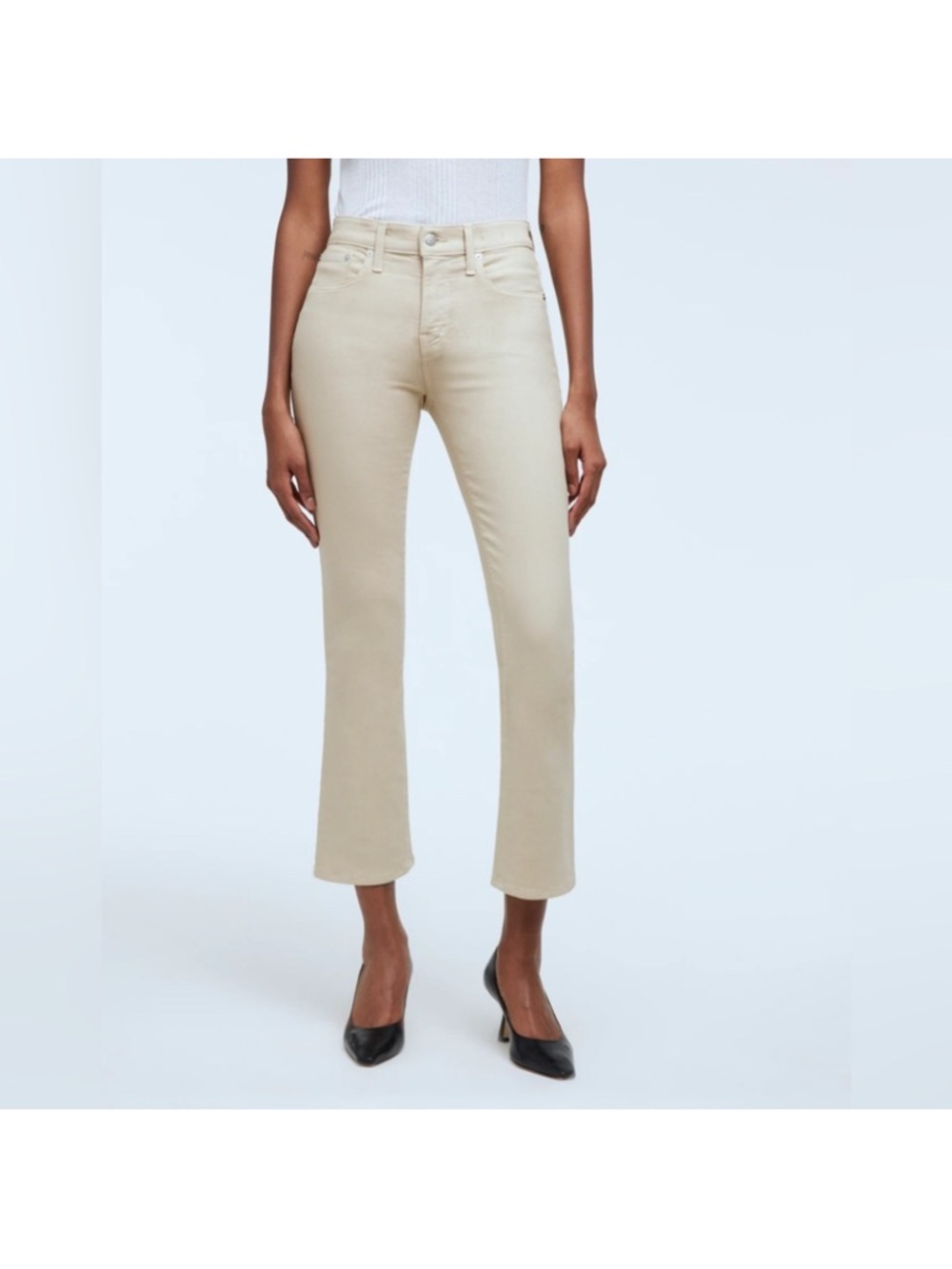 Madewell Cropped Kick-Out Coated Crop Jeans in Summer Dune